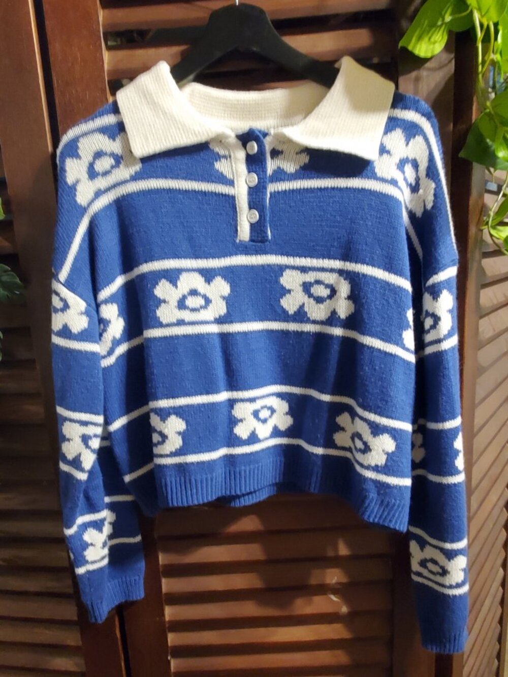 Blue Floral Striped Collared Button-Down Sweater